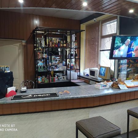 От Заката До Рассвета Hostel Poltava Bagian luar foto