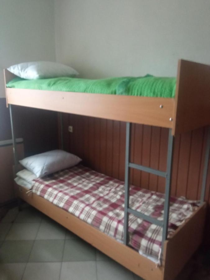 От Заката До Рассвета Hostel Poltava Bagian luar foto