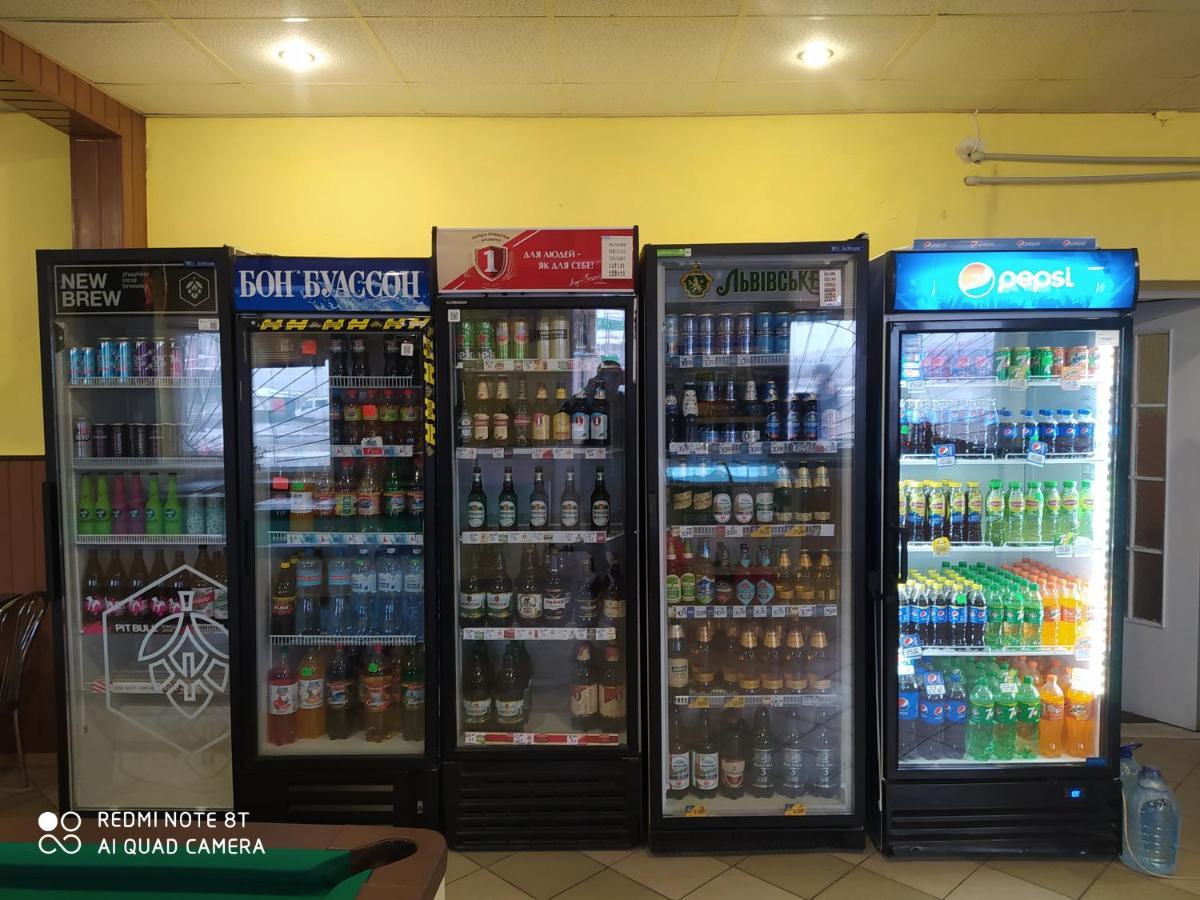 От Заката До Рассвета Hostel Poltava Bagian luar foto