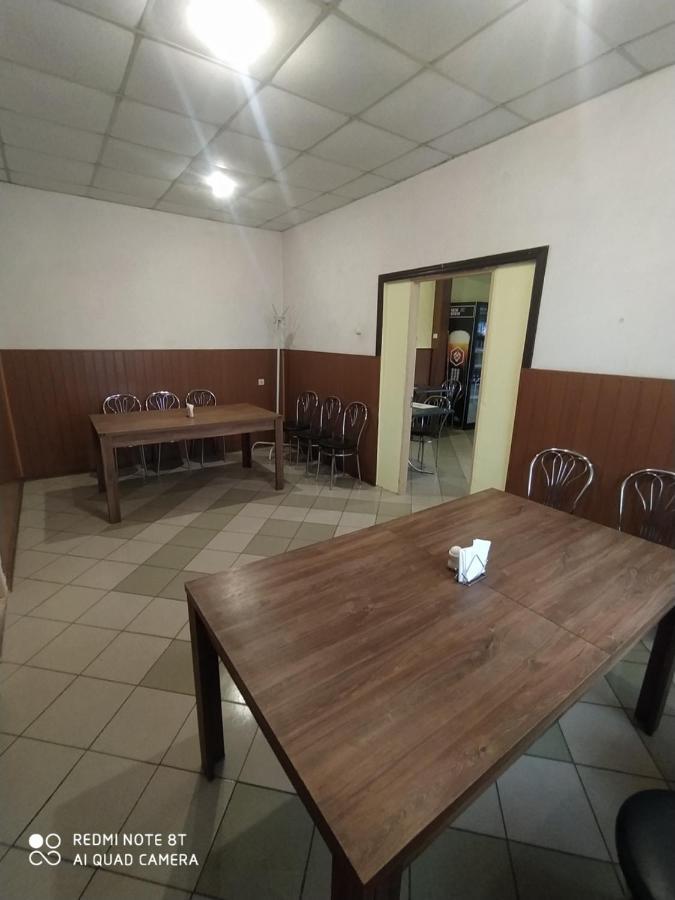 От Заката До Рассвета Hostel Poltava Bagian luar foto